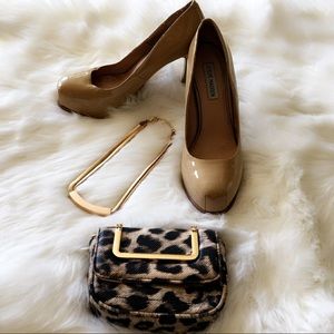 Steve Madden Nude Pumps
